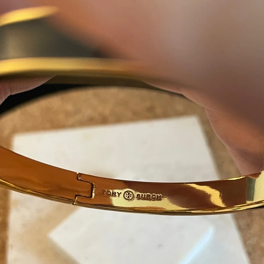 Tory Burch Chic Black and Gold Women's Bangle Watch